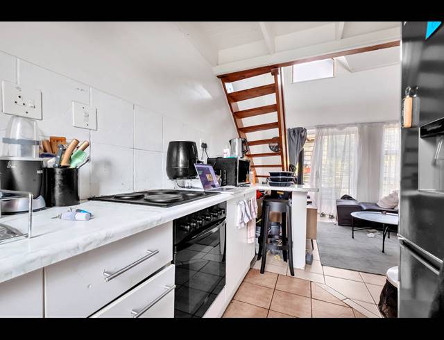 1 BEDROOM APARTMENT FOR SALE IN FERNDALE